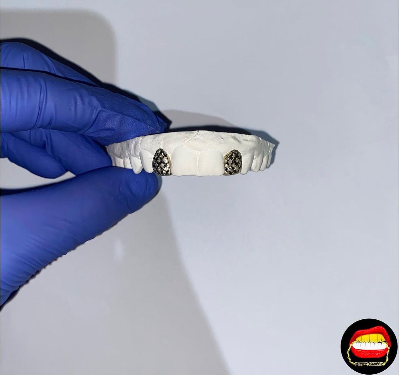 Lateral - Lateral Diamond Dust Cut - Bitez Grillz