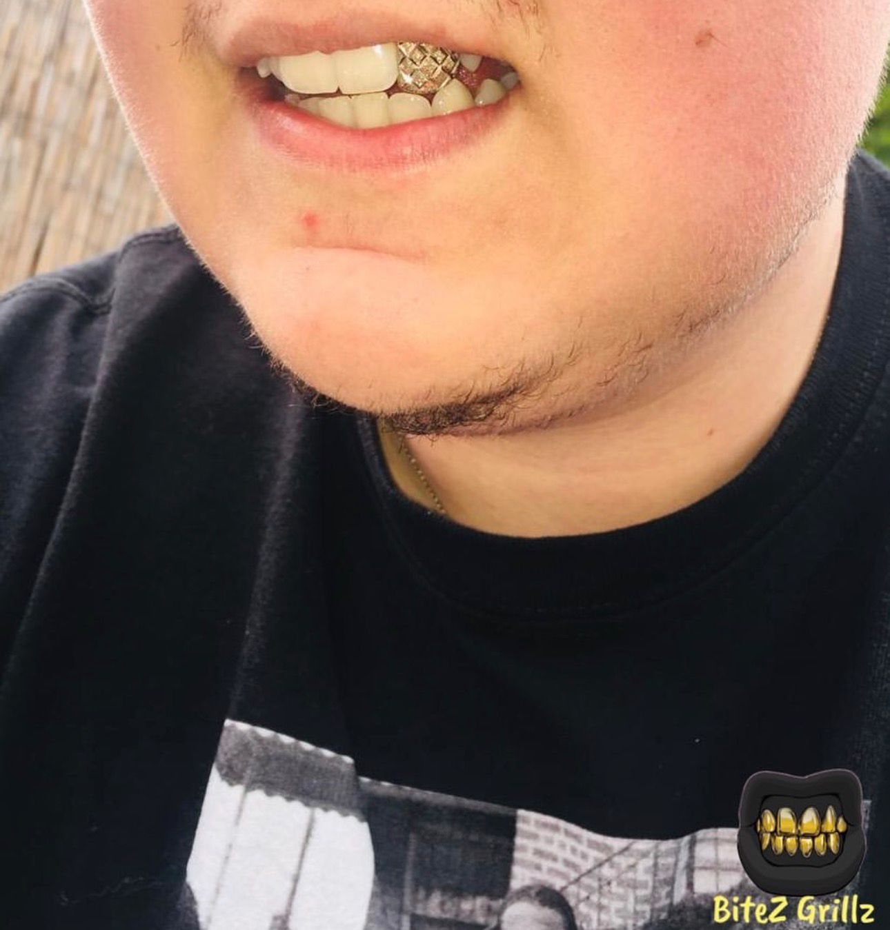 Lateral Diamond Dust Cut - Bitez Grillz