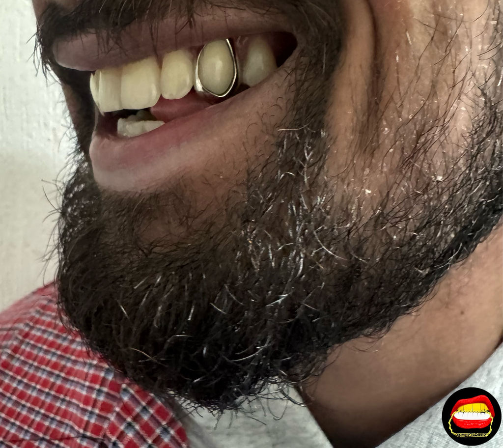 Window Canine - Bitez Grillz